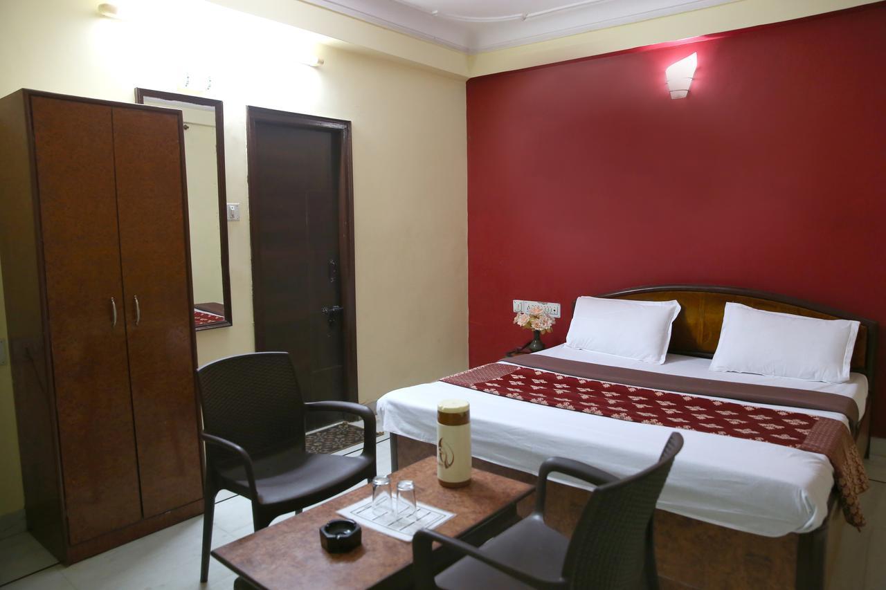 Hotel Shubh Laxmi Udaipur Exterior photo