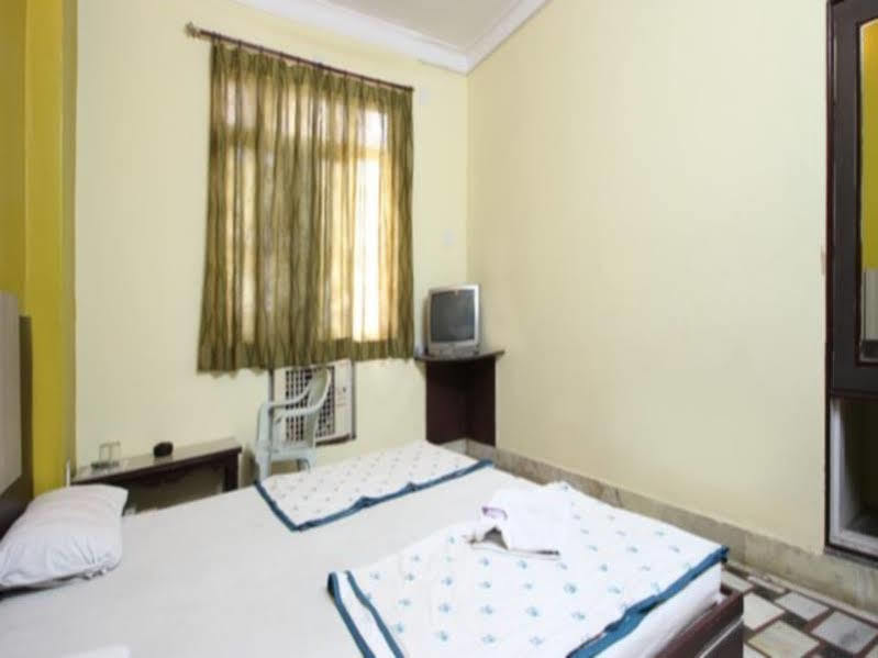 Hotel Shubh Laxmi Udaipur Exterior photo